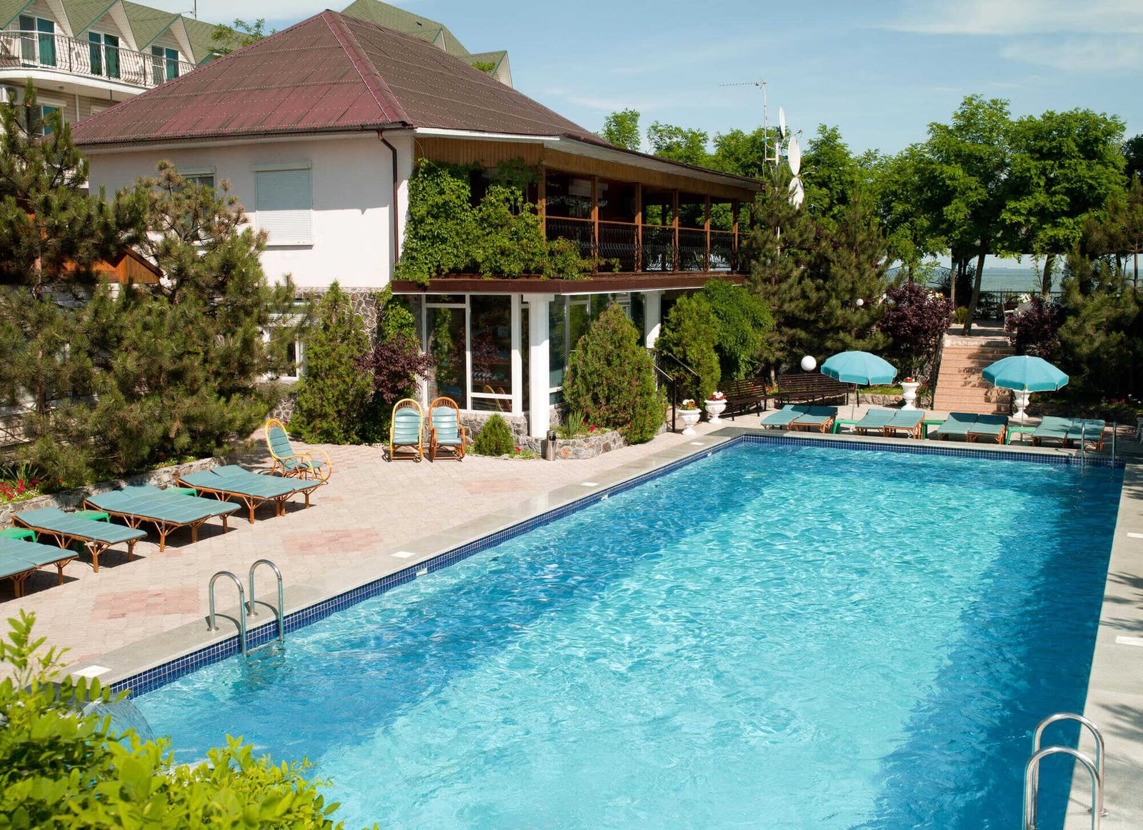 Building a Google Review Culture in Santa Barbara County, California — pool service business insights