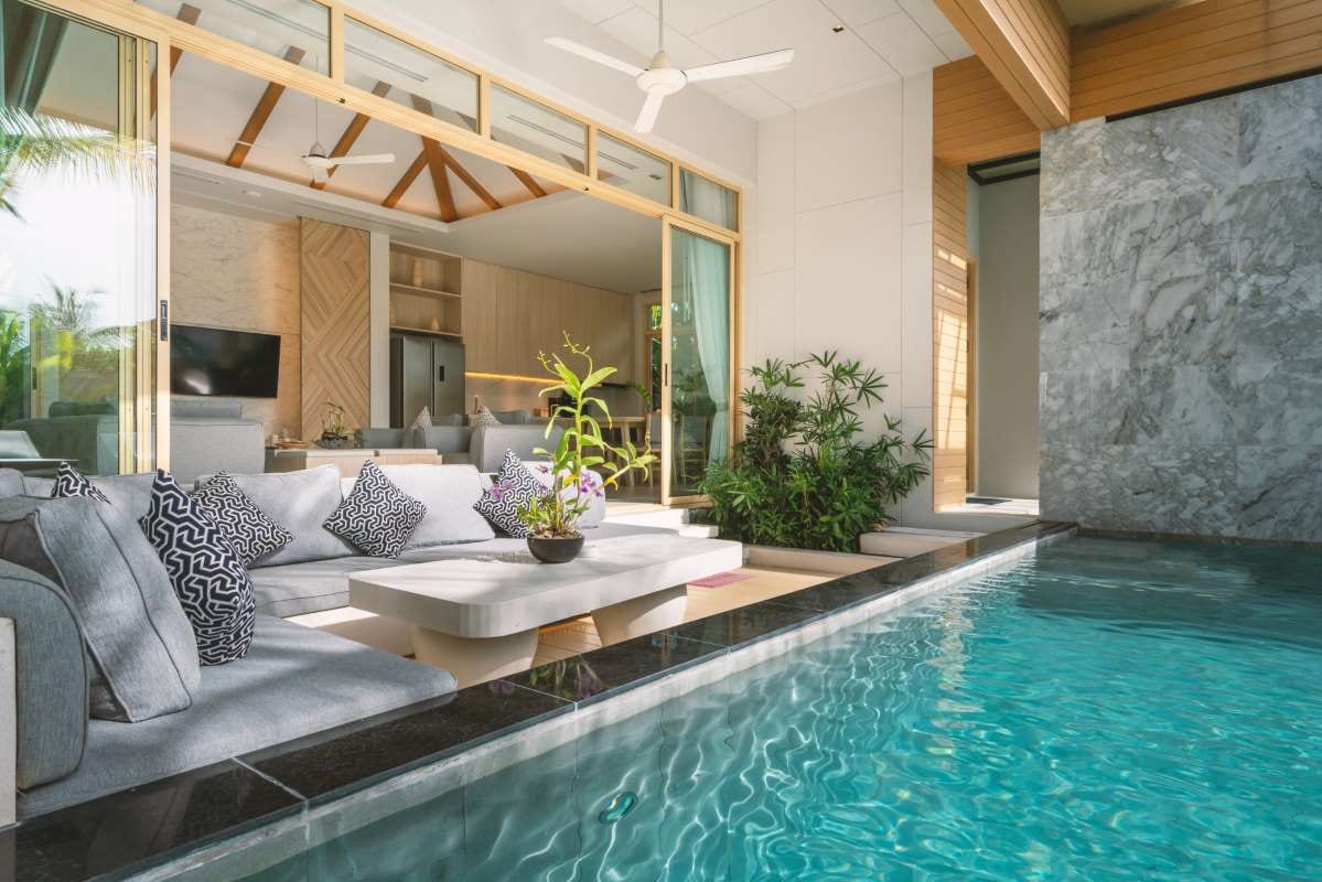 Building Confidence as a New Pool Route Owner — pool service business insights