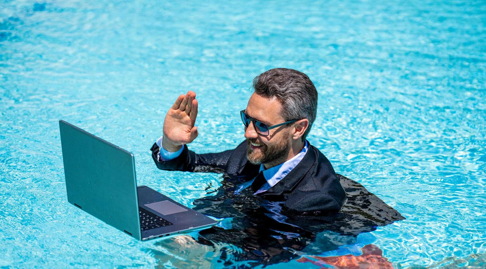 Dealing with Extreme Heat: Best Practices for Arizona Pool Route Owners — pool service business insights