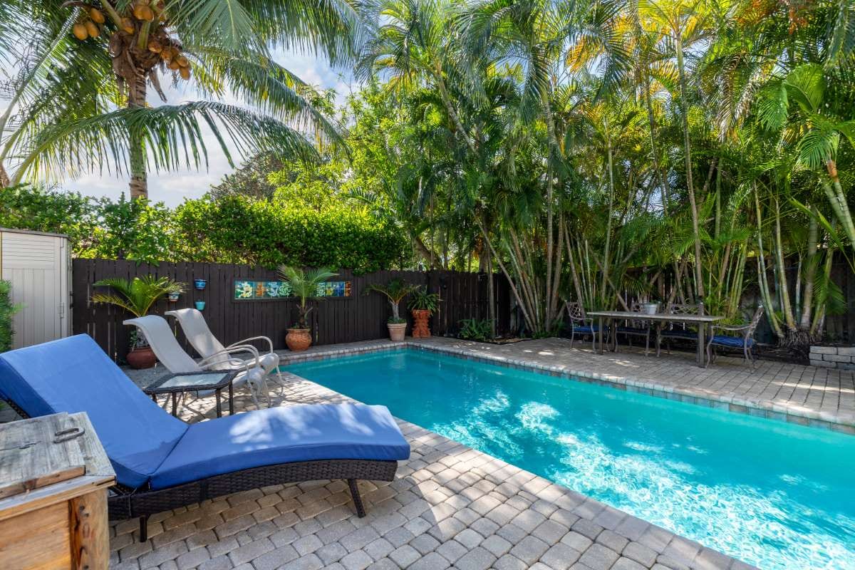 Effective Field Communication Tips in Palm Coast, Florida — pool service business insights
