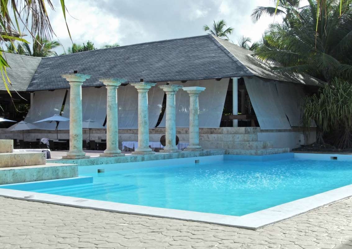 How Green Technologies Are Impacting Pool Maintenance — pool service business insights