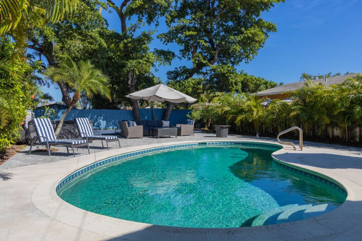 How to Build a Route That Maximizes Profit Per Hour — pool service business insights