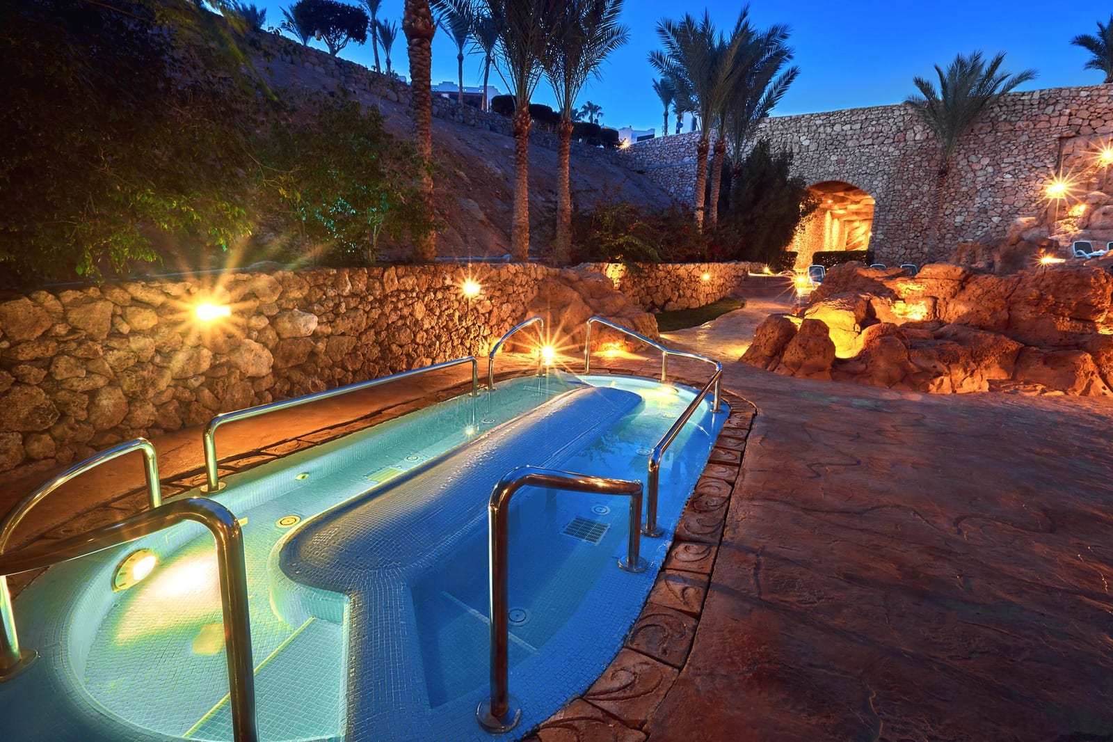 How to Build a Seasonal Staffing Plan for Pool Service — pool service business insights