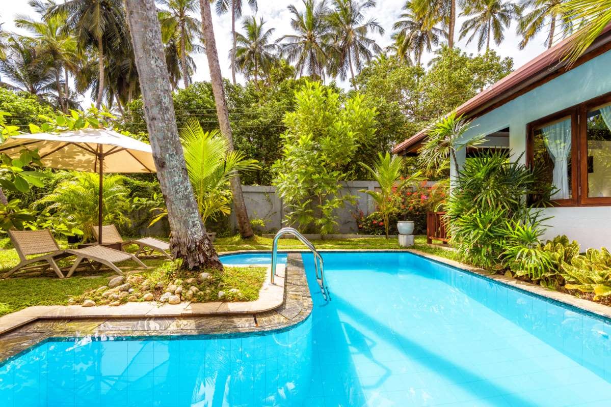 How to Explain the Importance of Weekly Pool Service to Homeowners — pool service business insights