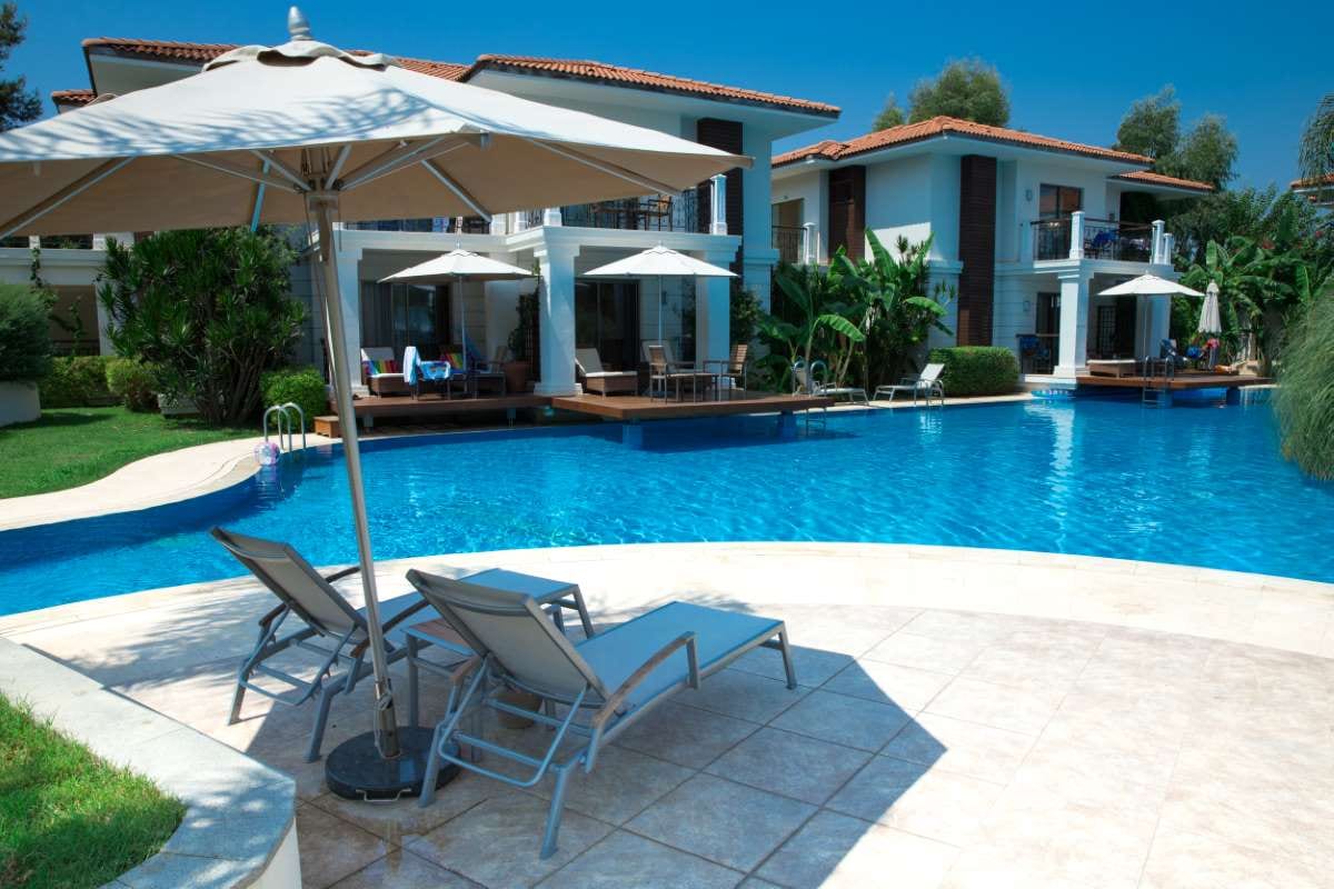 Keeping Your Marketing Fresh: Running Monthly Promotions — pool service business insights
