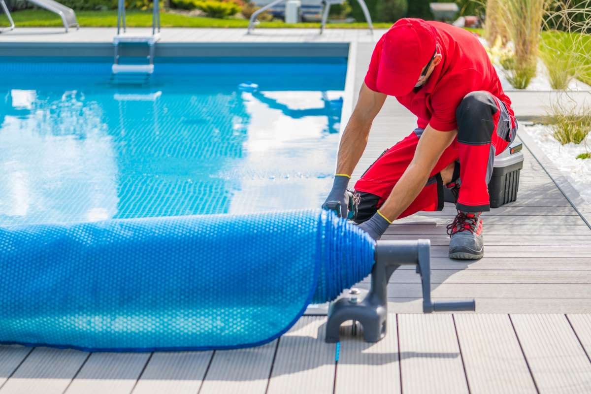 Lessons Learned from Top Pool Route Entrepreneurs — pool service business insights