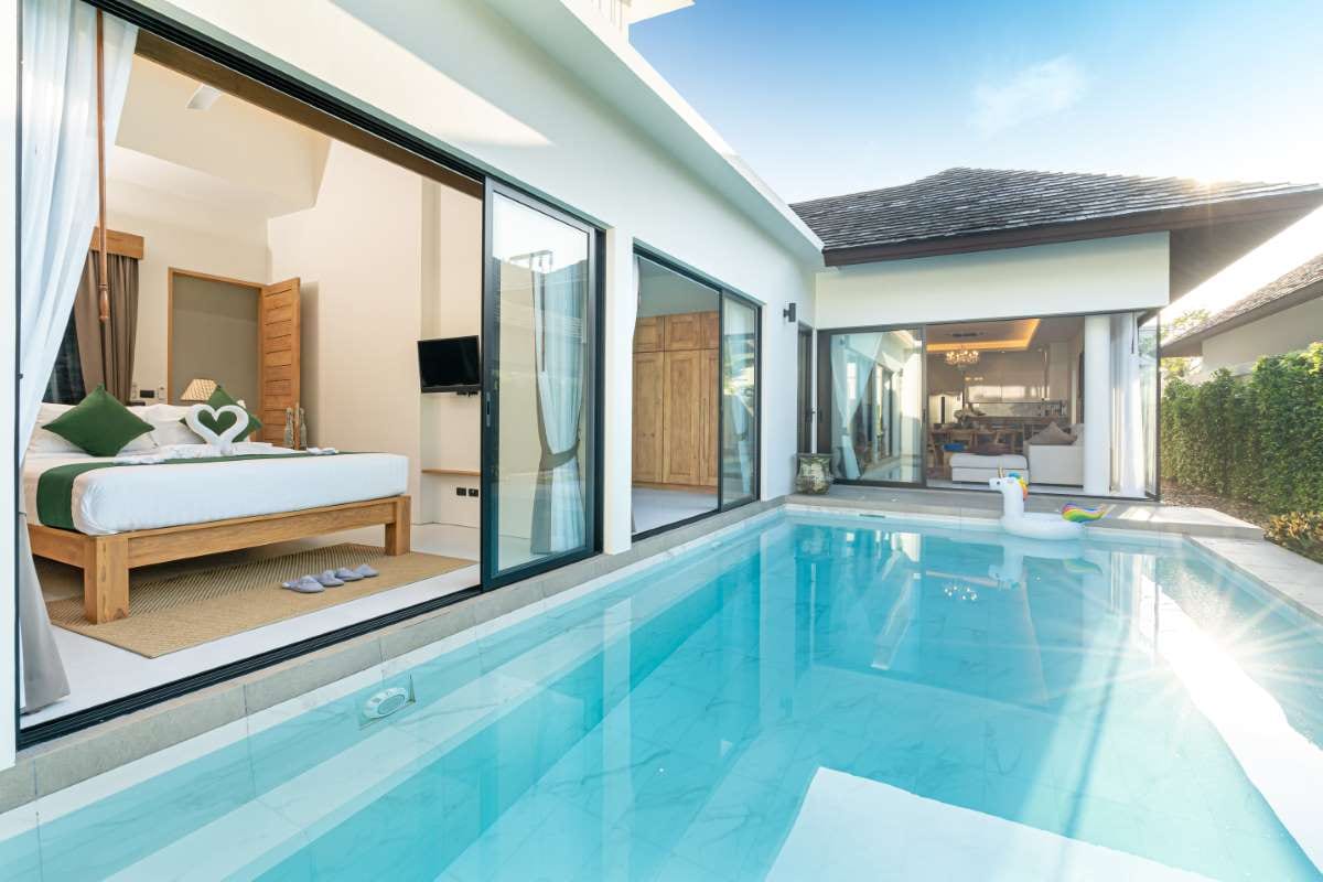 Leveraging AI for Smarter Pool Maintenance — pool service business insights