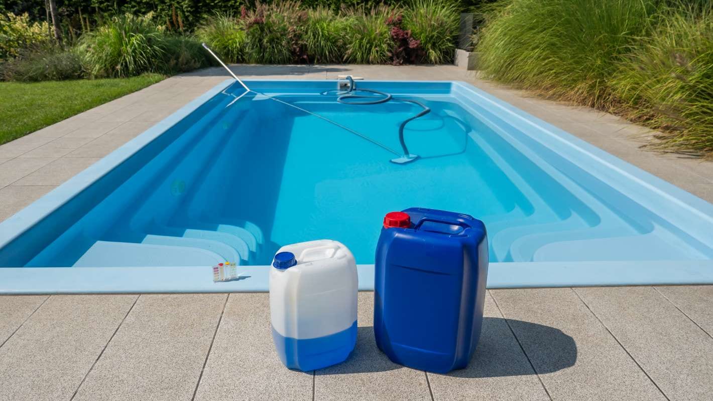 Maximizing Profits with Close-Together Pool Accounts — pool service business insights