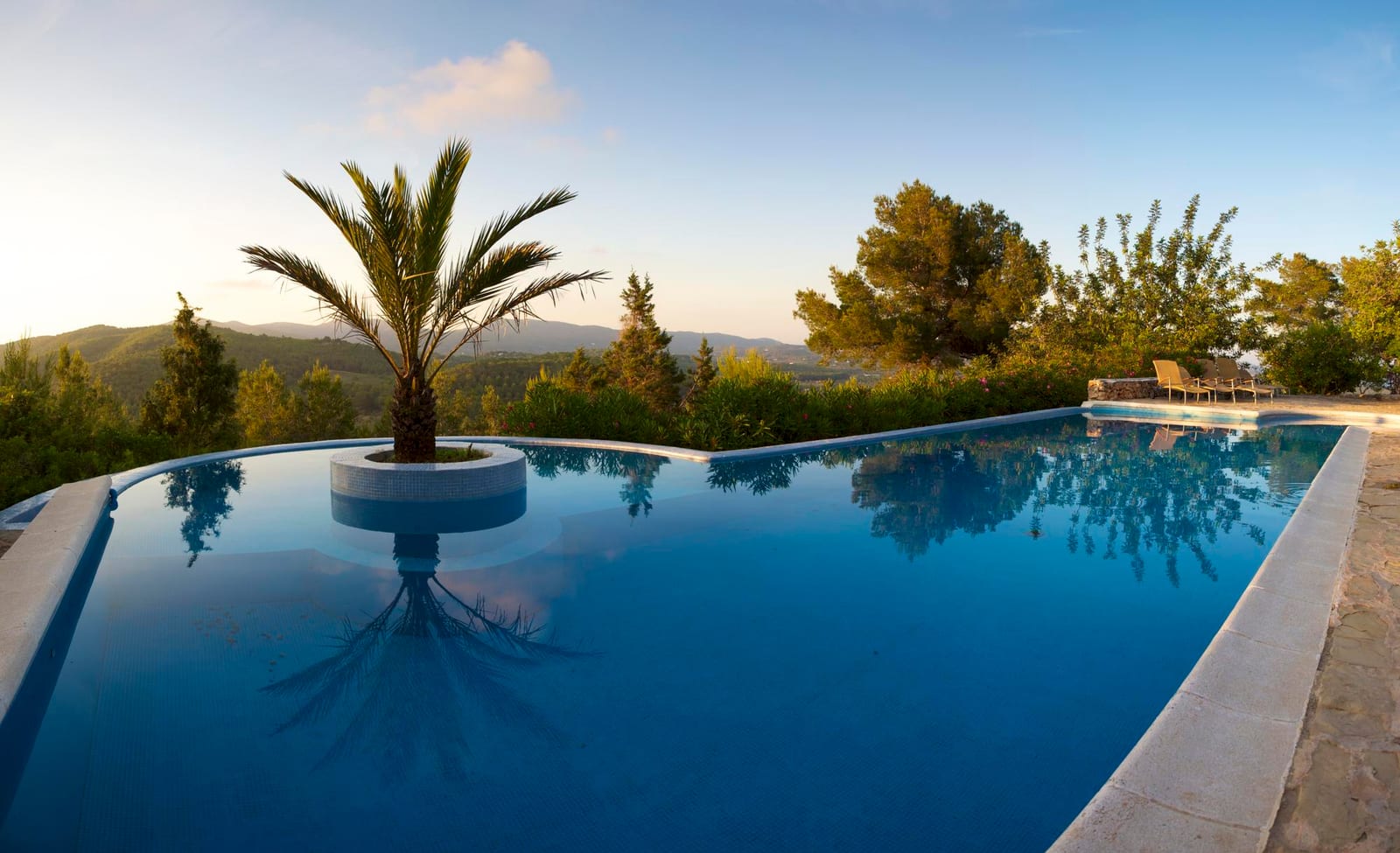 Pool Routes for Sale in Carson City, Whitney, Johnson Lane, Fernley, and Moapa Valley, Nevada: Profitable Pool Routes — pool service business insights