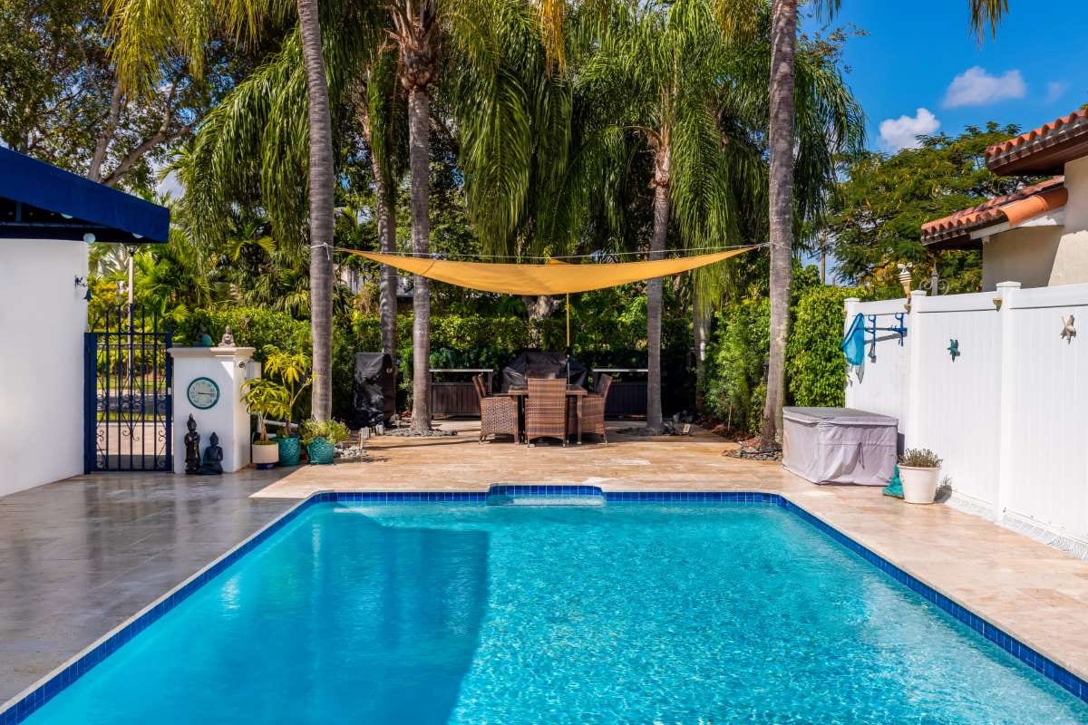 Pool Routes for Sale in Clearwater, Tallahassee, Port Orange, Naples, and Oldsmar, Florida: Premium Pool Routes Opportunities — pool service business insights