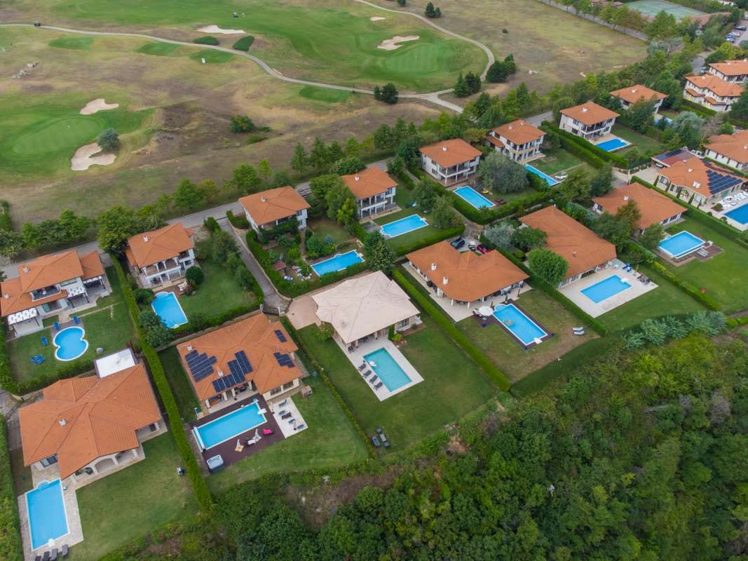 Pool Routes For Sale in Florida: Orlando, Osprey, Hialeah, Naples, Palm Bay — pool service business insights