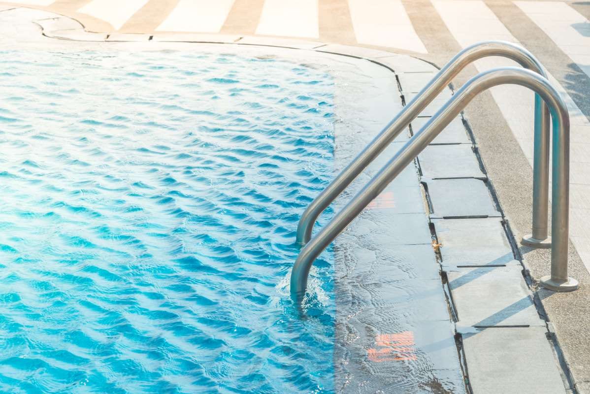 What Makes Collier County, Florida Attractive for Pool Services — pool service business insights