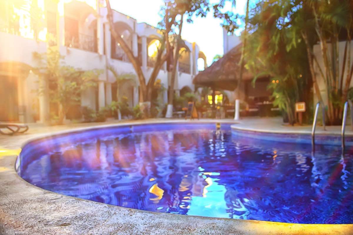 What Pool Professionals Should Know About Pembroke Pines, Florida — pool service business insights