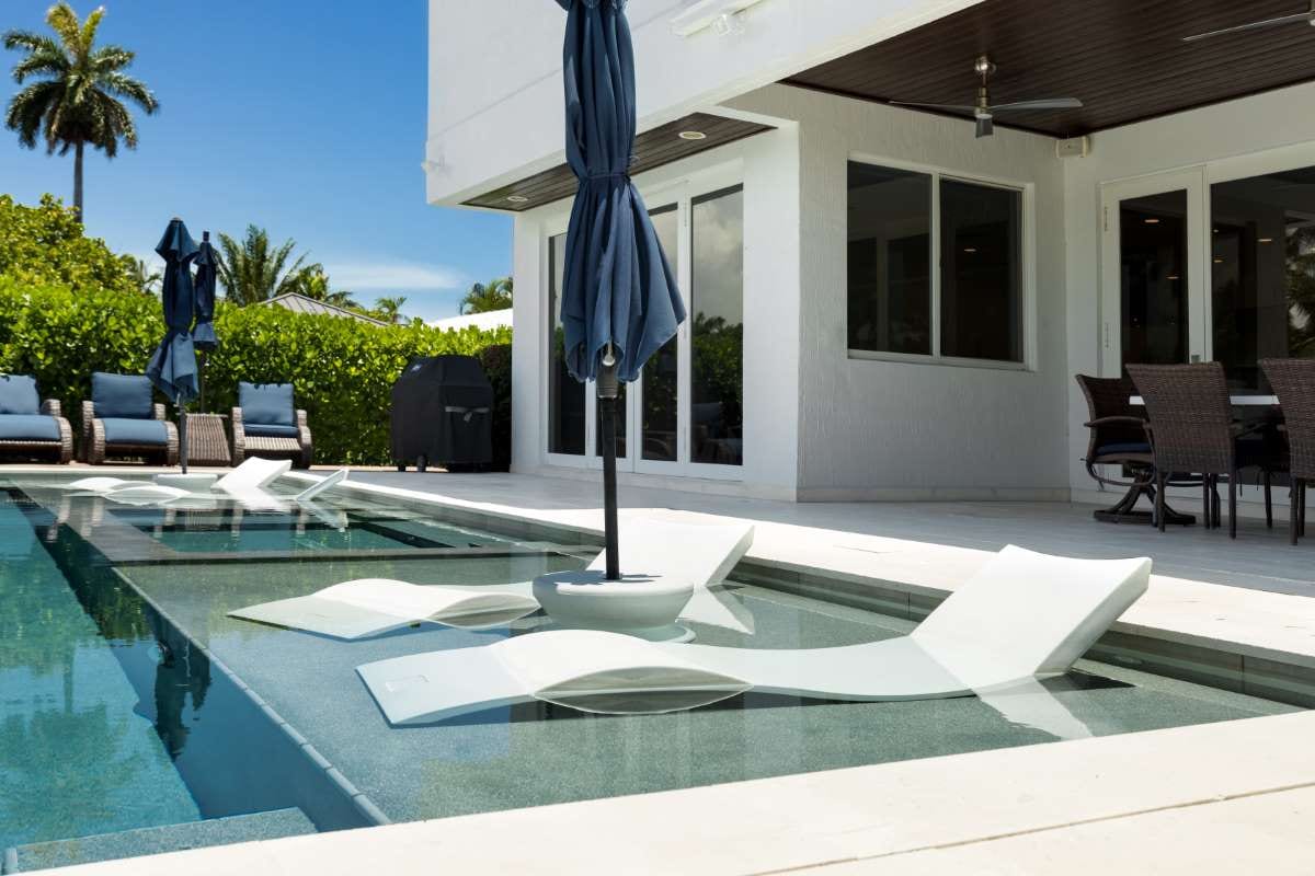 Why Digital Water Testing Improves Professional Reliability — pool service business insights