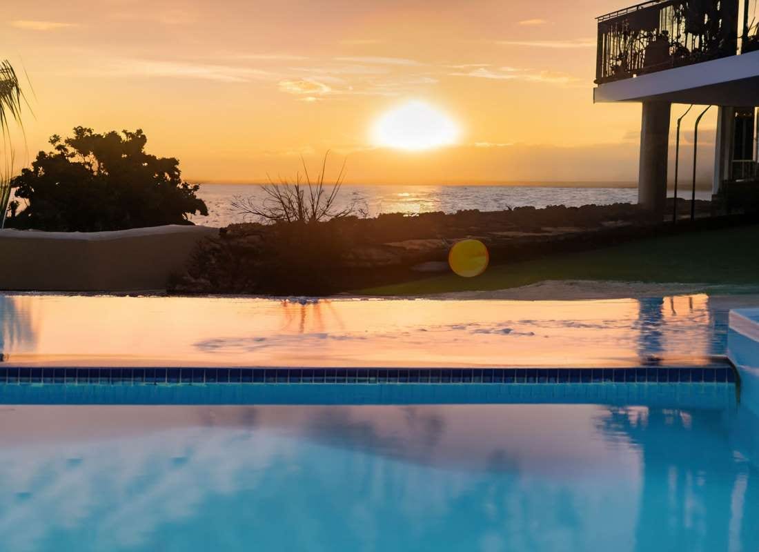 Why Pool Cleaning Startups Are Booming in Santa Clara, California — pool service business insights