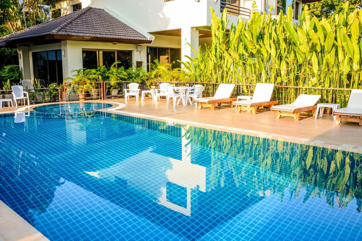 Why Pool Services Are in High Demand in Coconut Creek, Florida — pool service business insights
