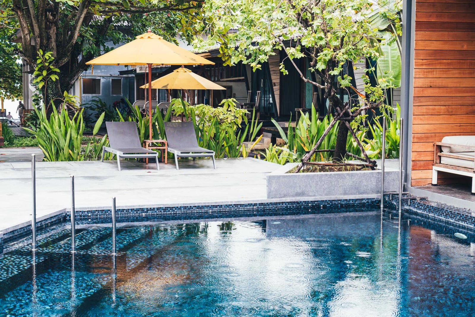 Why Transparent Service Reports Boost Customer Retention — pool service business insights